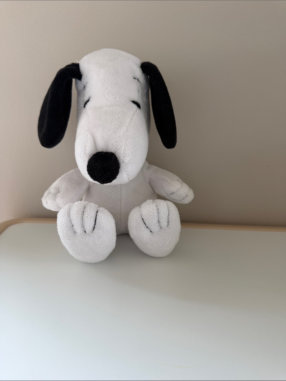 DanDee Snoopy plush toy
